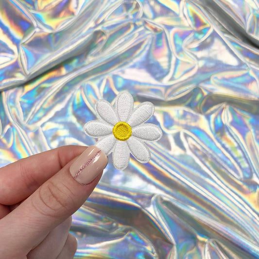 Daisy Embroidered Patch Iron-On for Hats The Crafty Engineer Pikolelie